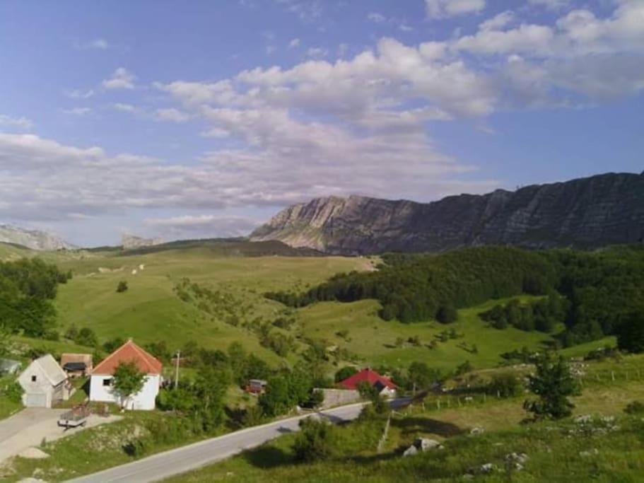 Cemerno Cottage Gacko Luaran gambar