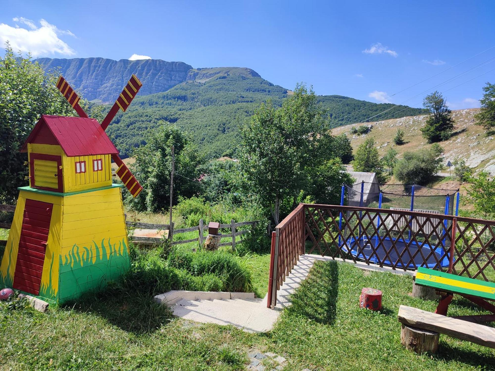 Cemerno Cottage Gacko Luaran gambar